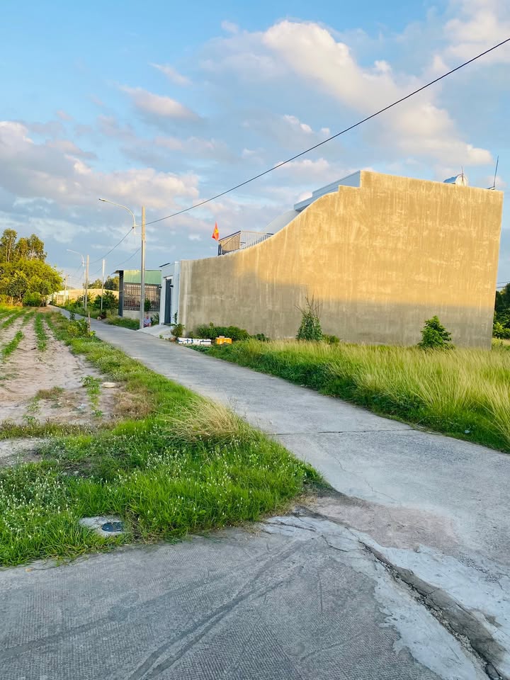 Đất nền Tân Hoà, Phú Mỹ 120m² - Sổ đỏ chính chủ!