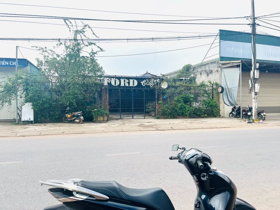 Cho thuê nhà mặt tiền Nguyễn Du Nối Dài, Đông Hà - 400m², 5tr/tháng