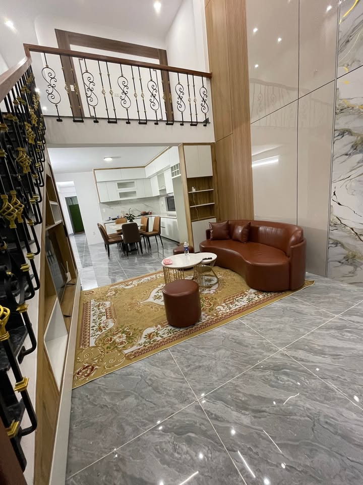 Nhà riêng Khái Tây, Hoà Quý 100m² - Ô tô vào tận nhà!