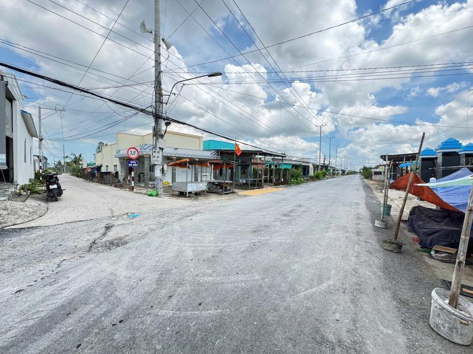 Đất nền Ấp Hộ, Gò Công Đông 5870m² - Đường to ô tô tận nơi