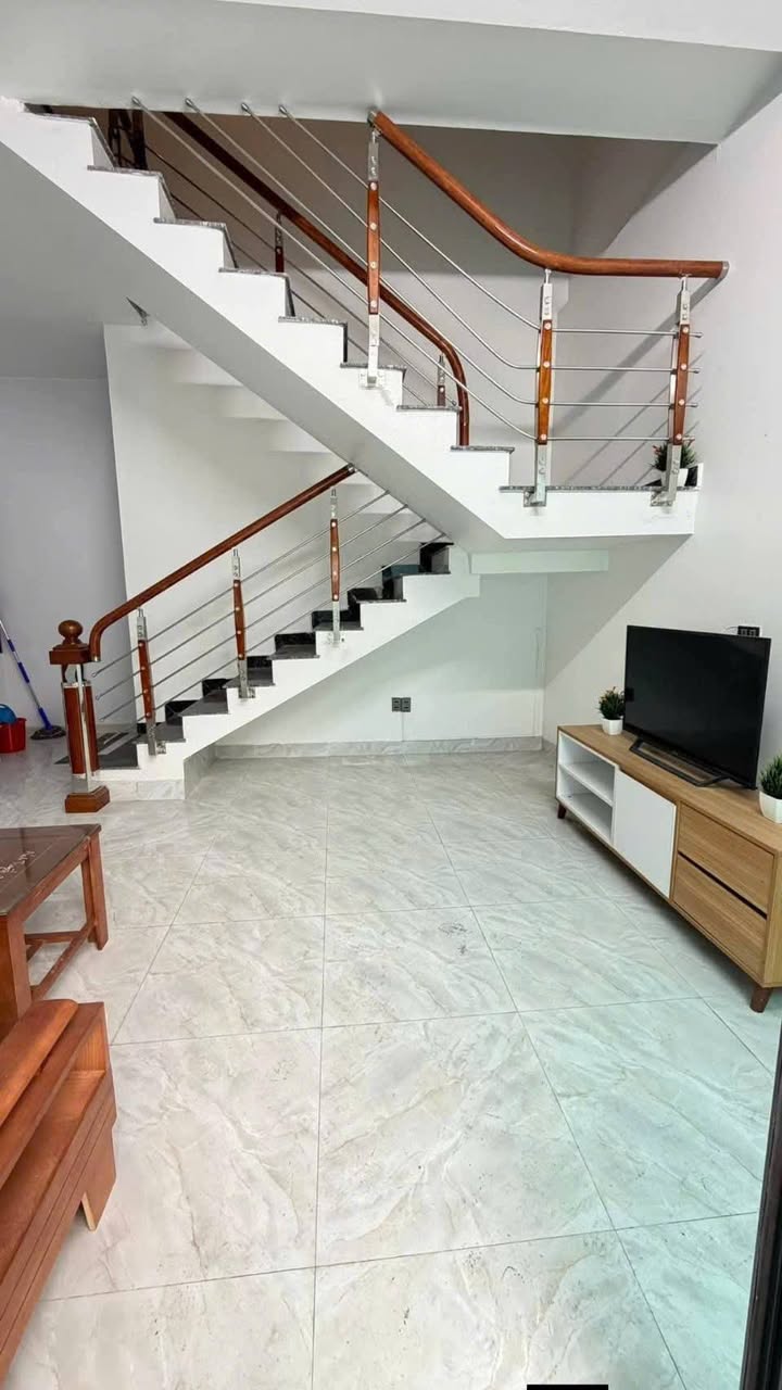 Nhà Phường Cẩm Thành 49m² - Sổ Đỏ Chính Chủ, Ô Tô Đỗ Sân