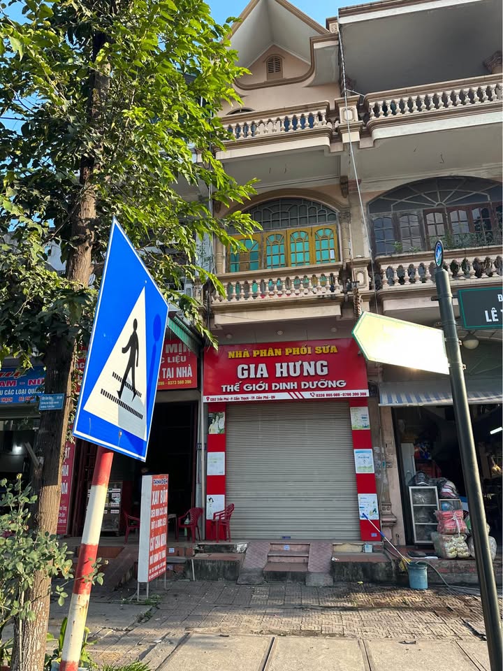 Nhà Phố Trần Phú, Cẩm Phả 64m² giá 4 tỷ - Mặt tiền kinh doanh đắc địa!