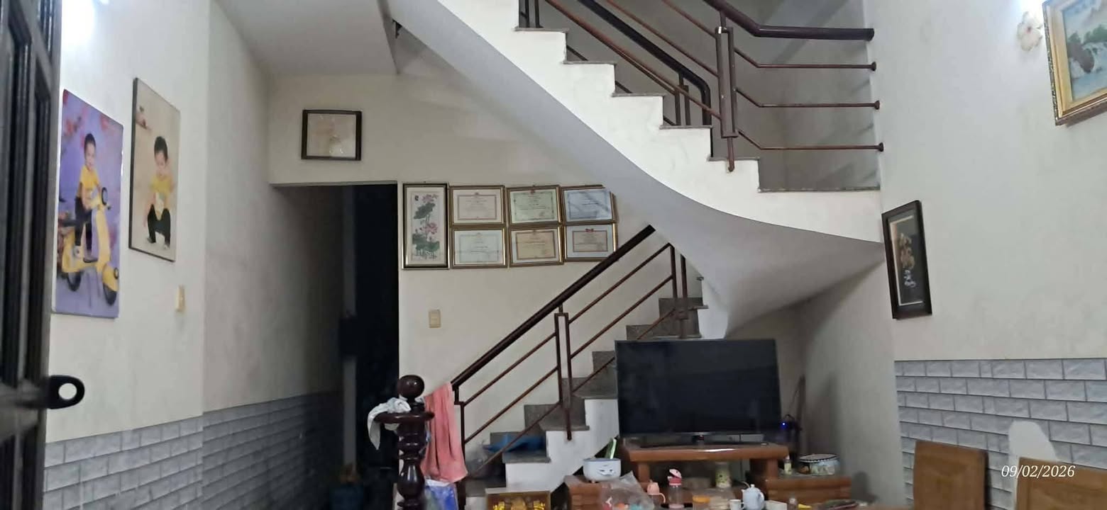 Nhà Dĩ An gần Ngã Ba Cây Điệp 64m² 1.7 tỷ - Chính chủ bán gấp!