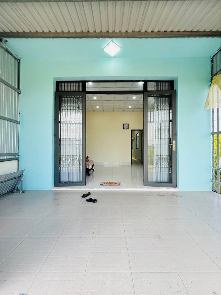 Nhà 100m² Nguyễn Huy Tưởng, Rạch Giá - Sổ Đỏ Thổ Cư, Giá 1.45 Tỷ