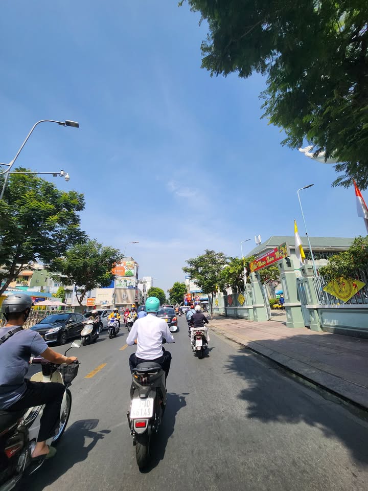 Nhà Riêng Quận 10 | 57m² trung tâm | Vị trí đẹp, Sổ hồng sẵn