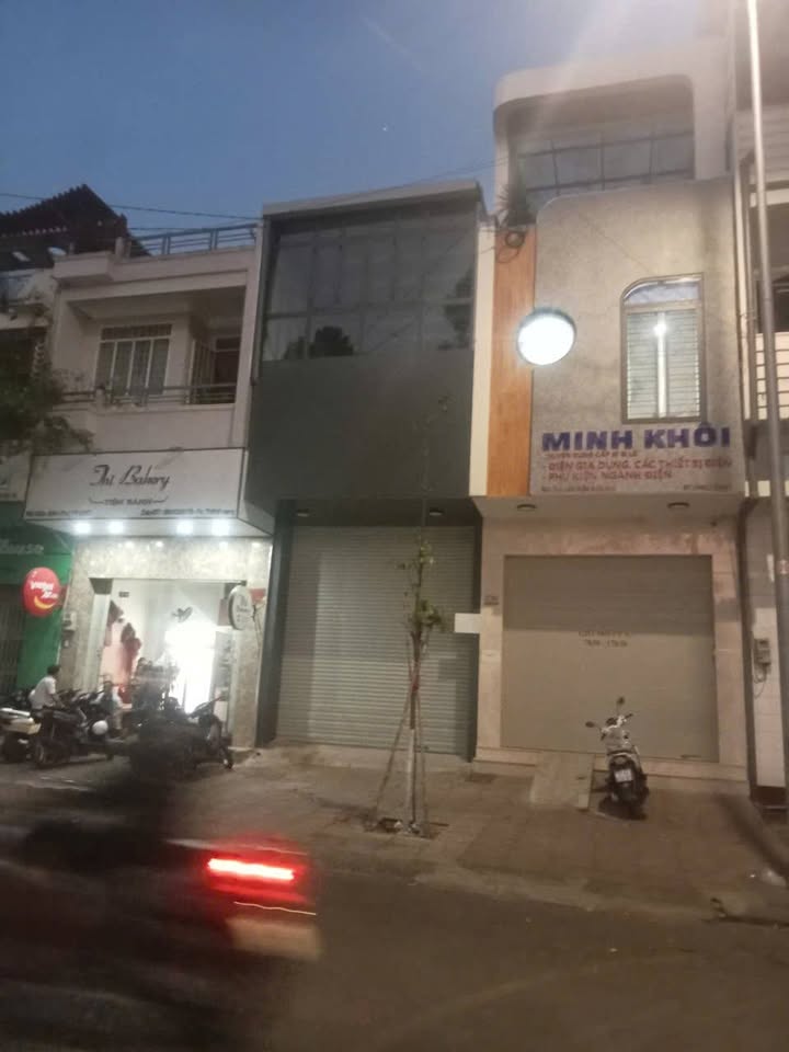 Nhà phố Điện Biên Phủ BMT 112m² giá 12 tỷ - Đầu tư sinh lời ngay!