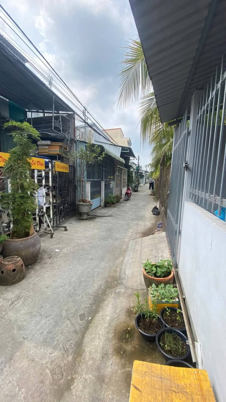 Cho thuê nhà Phường 3 Vĩnh Long - 2PN, nhà mới đẹp, giá 3 triệu/tháng