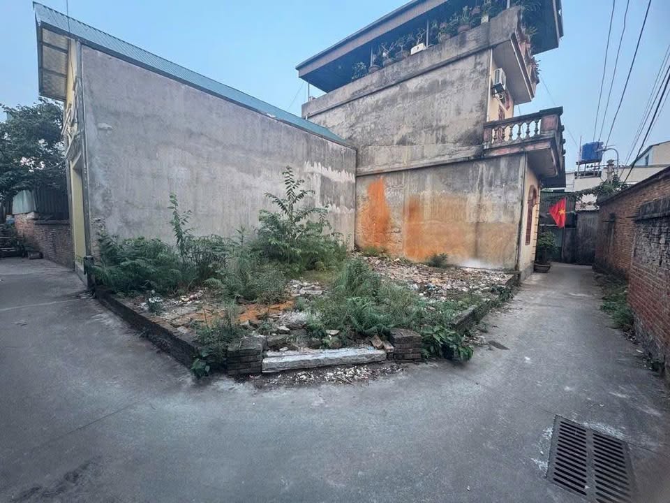 Đất nền Từ Sơn 61m² - Lô Góc, Sổ Đỏ Sẵn Sàng - Giá Hơn 1 Tỷ