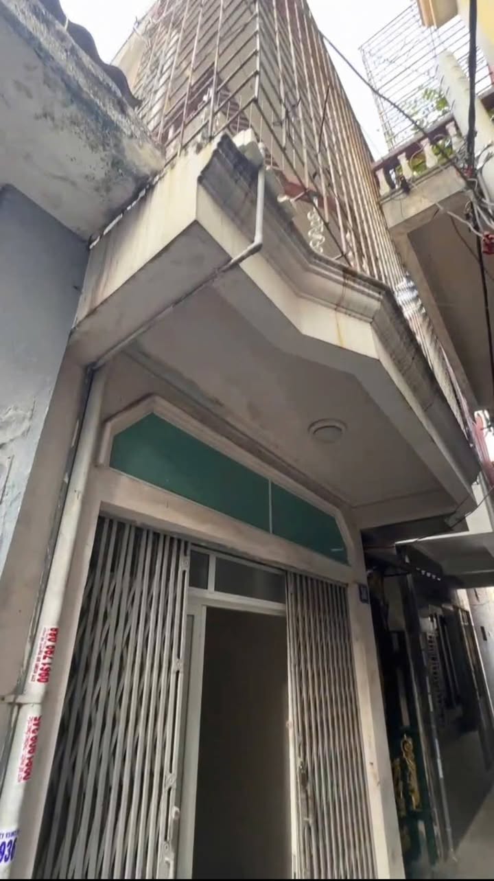 Nhà Phố Tô Hiệu 20m² - 1.19 Tỷ, Sổ Đỏ Chính Chủ, Ngõ Sạch Đẹp