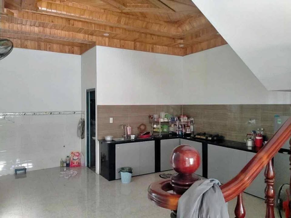 Nhà riêng Bình Hòa Thuận An 100m² giá 2 tỷ - Ô tô vào tận nhà!