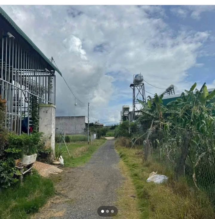 Đất Nền Đức Trọng 75m² Thổ Cư - Giá 950 Triệu, Sổ Sẵn