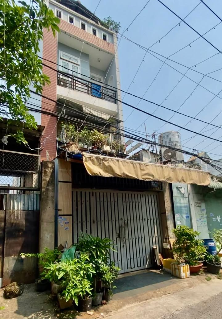 Nhà 4 Tầng 80m² Sát Mặt Tiền Trường Chinh, Q12 - Sổ A4