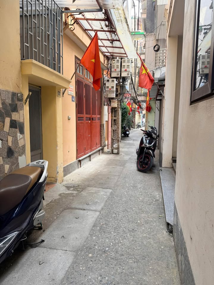 Bán Gấp Nhà 50m² Minh Khai, Hai Bà Trưng - Dưới 7 Tỷ