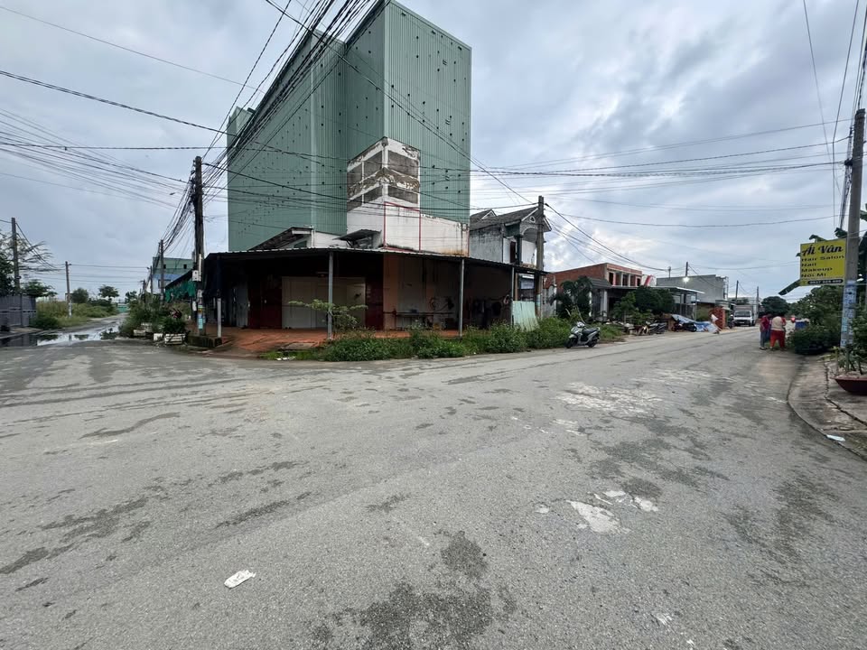 Đất nền KDC Tân Đức Bến Lức 125m² 1.98 tỷ - Sổ đỏ chính chủ