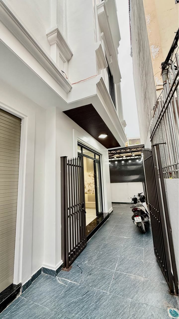 Nhà riêng 41m² Phố Đông Khê, Ngô Quyền - Lô góc, sân riêng, sổ đỏ sẵn!