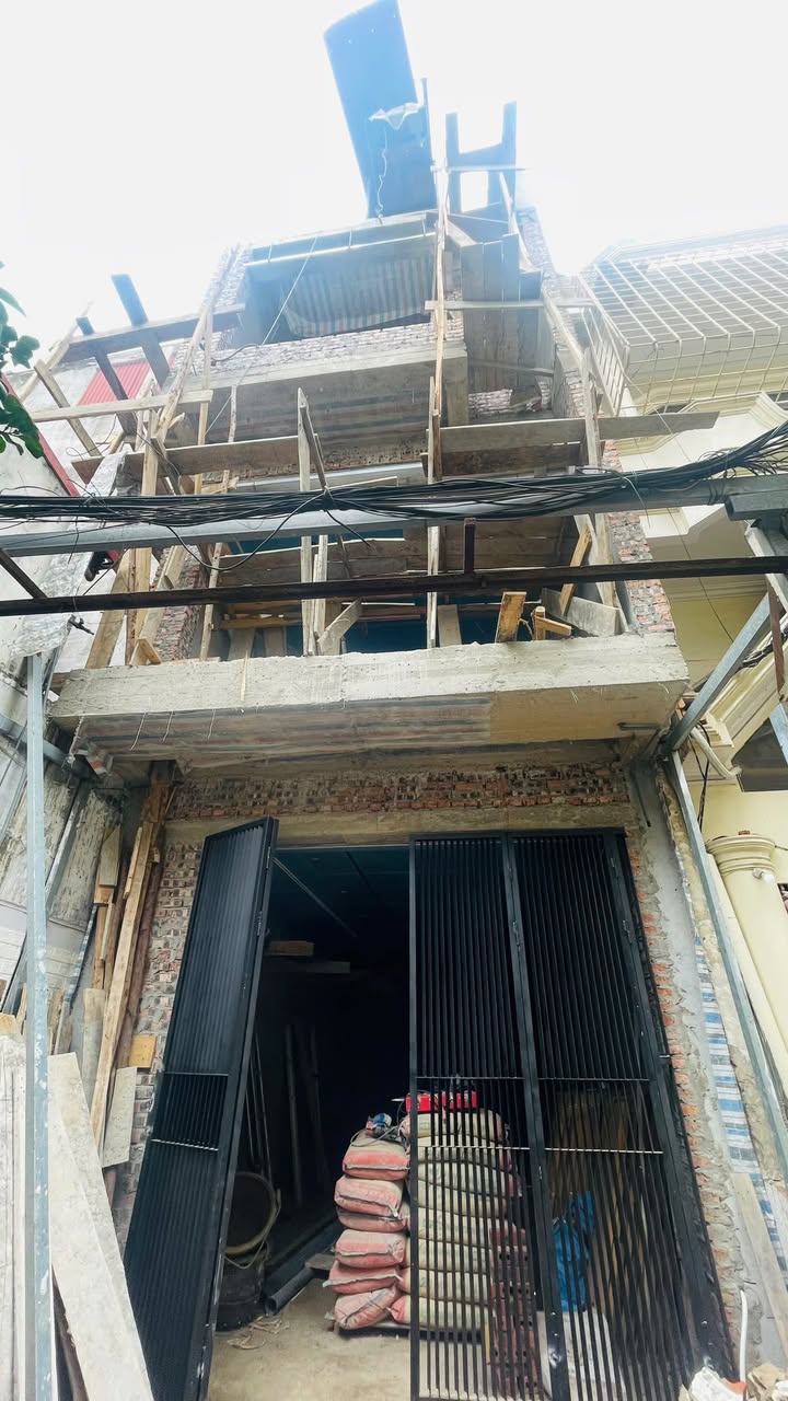 Nhà Mới Trung Tâm Lạch Tray 56m² 4 Tầng, Sẵn Sàng Về Ở