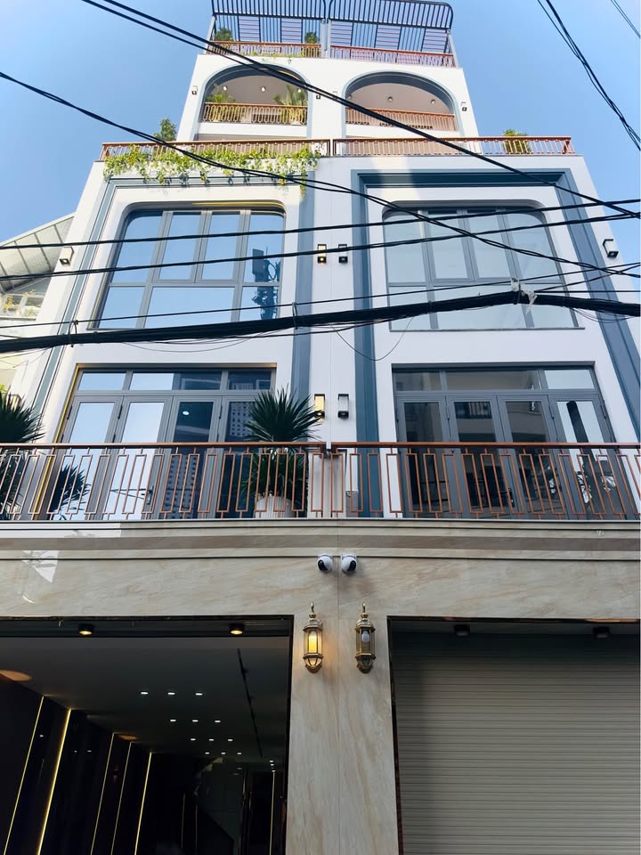 Nhà phố Gò Vấp 113m² - Mặt tiền kinh doanh, thiết kế hiện đại!