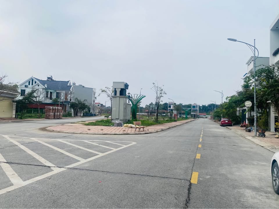 Đất nền Vĩnh Yên 108m² - View vườn hoa Đồng Tâm - Sổ đỏ sẵn sàng