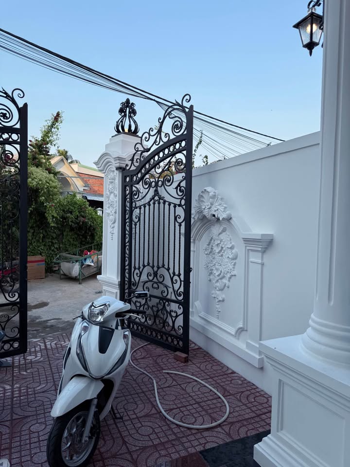 Nhà Riêng Trung An, Mỹ Tho 2.84 tỷ - Full nội thất, ô tô vào tận nhà!