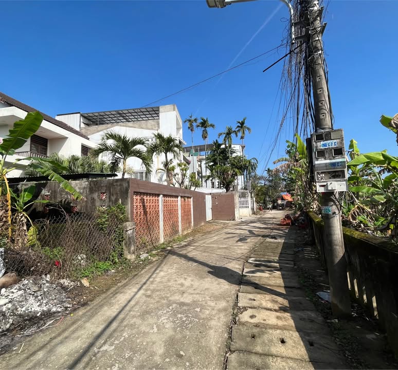 Đất nền Phú Thượng 90m² giá chỉ 2.1 tỷ - Đường to ô tô, kinh doanh tốt!