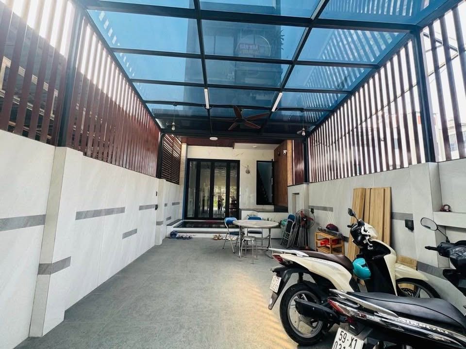 Nhà Phố Linh Đông Thủ Đức 114m² - Mặt tiền kinh doanh, dòng tiền ổn định