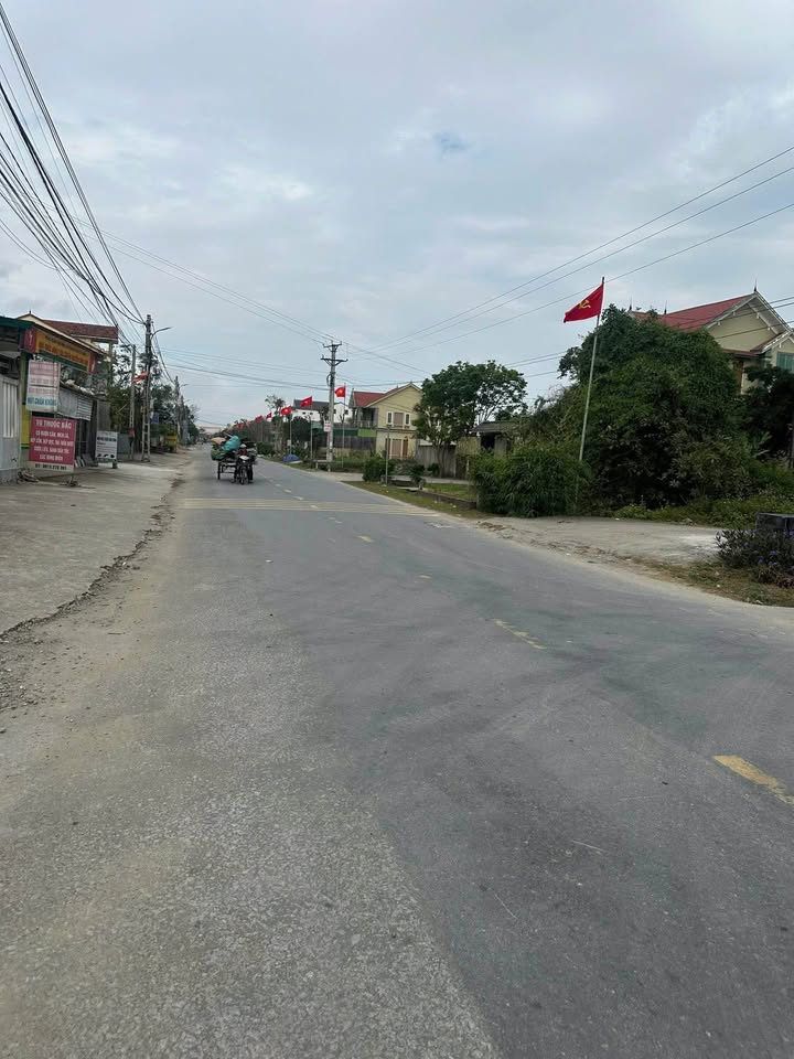 Đất nền Xóm Phong Thịnh, Nghi Xuân 100.1m² - Sổ đỏ chính chủ, nở hậu đẹp!