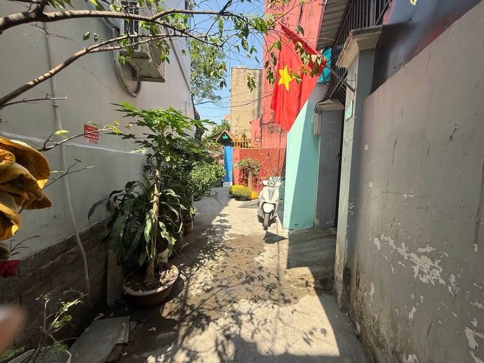 Bán nhà Vũ Tùng Bình Thạnh 12m² giá 2 tỷ - Vị trí đẹp giá tốt hiếm có