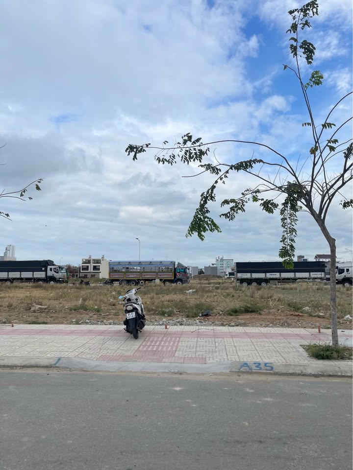 Đất nền Mỹ Bình, Phan Rang 100m² giá 1.98 tỷ - Sổ đỏ chính chủ!