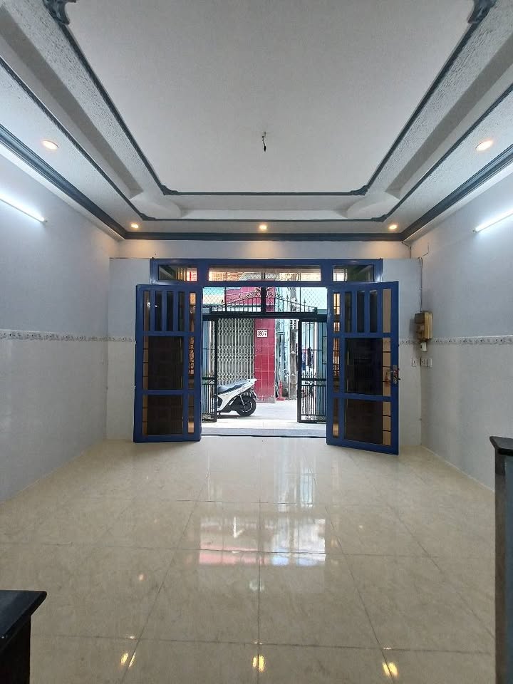 Nhà Ngang 5.2m Bến Bình Đông Q8 - 4 Tỷ (TL) - Sẵn Sàng Dọn Vào Ở