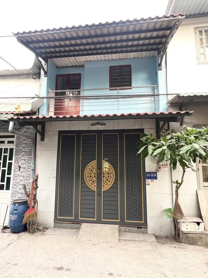 Nhà 28m² Hẻm Công Nghệ, Bình Chánh - Giá 1.1 Tỷ, Sẵn Sàng Dọn Vào Ở!