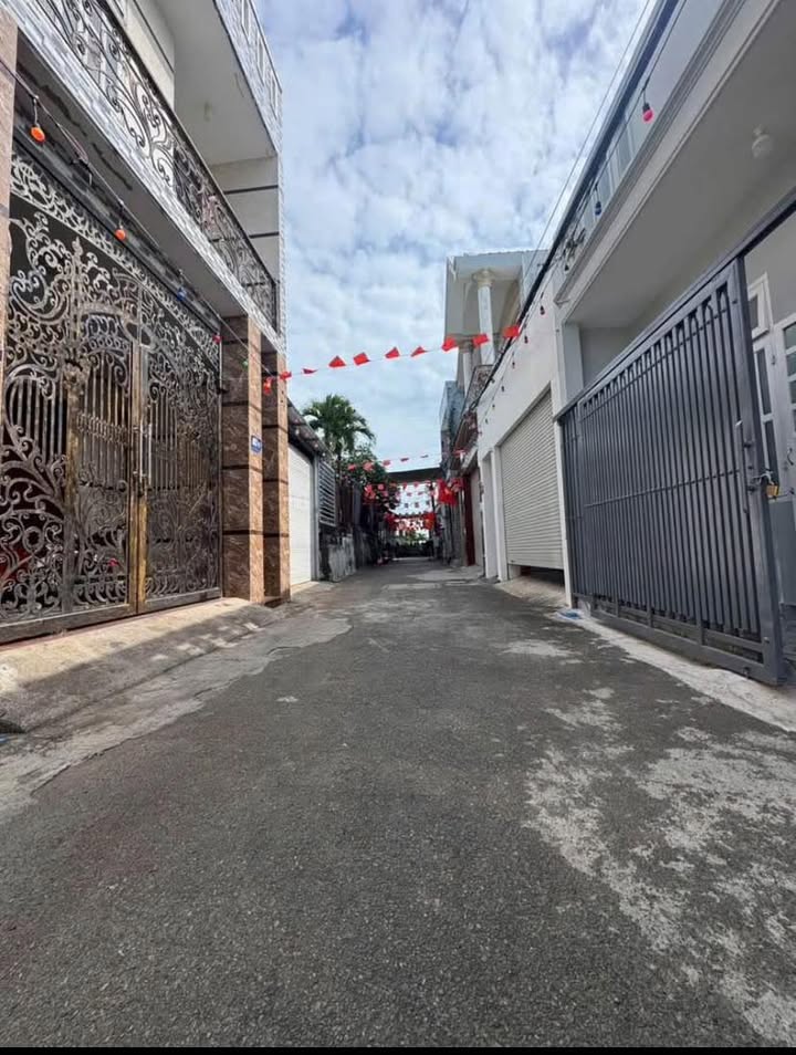 Bán Đất Vũng Tàu 124m² - Hẻm 30/4, Phường 11 - Sổ Riêng, Xây 4 Tầng