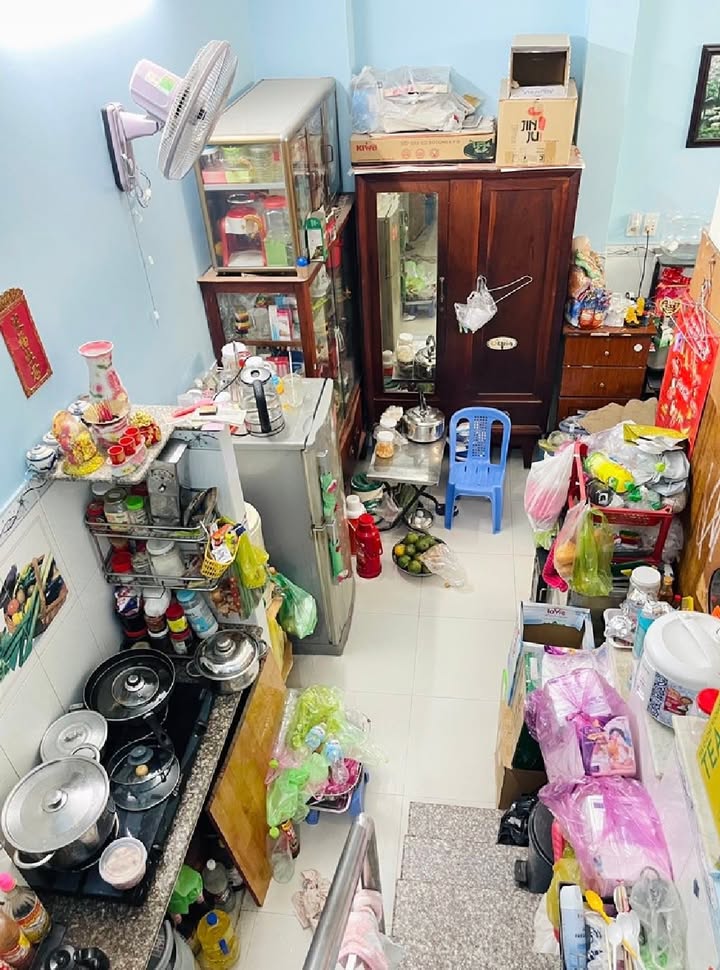 Nhà Phố Âu Cơ Phú Nhuận 28.7m² - Kinh Doanh Đỉnh, Giá 5.2 Tỷ