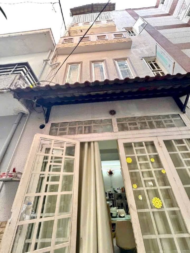 Nhà riêng Phú Nhuận 32m² chỉ 5.35 tỷ - Sẵn sàng ở ngay!