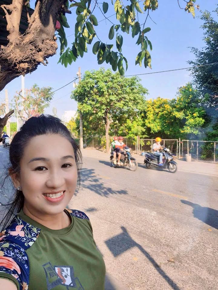 Nhà Phố 66m² Phú Thuận, Q7 - Sổ Hồng Sạch, Vuông Vức, Dễ Cải Tạo