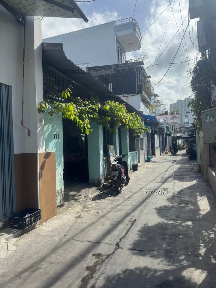 Nhà mặt tiền Đoàn Kết Vĩnh Phước 90m² giá 5.1 tỷ - Vị trí đắc địa