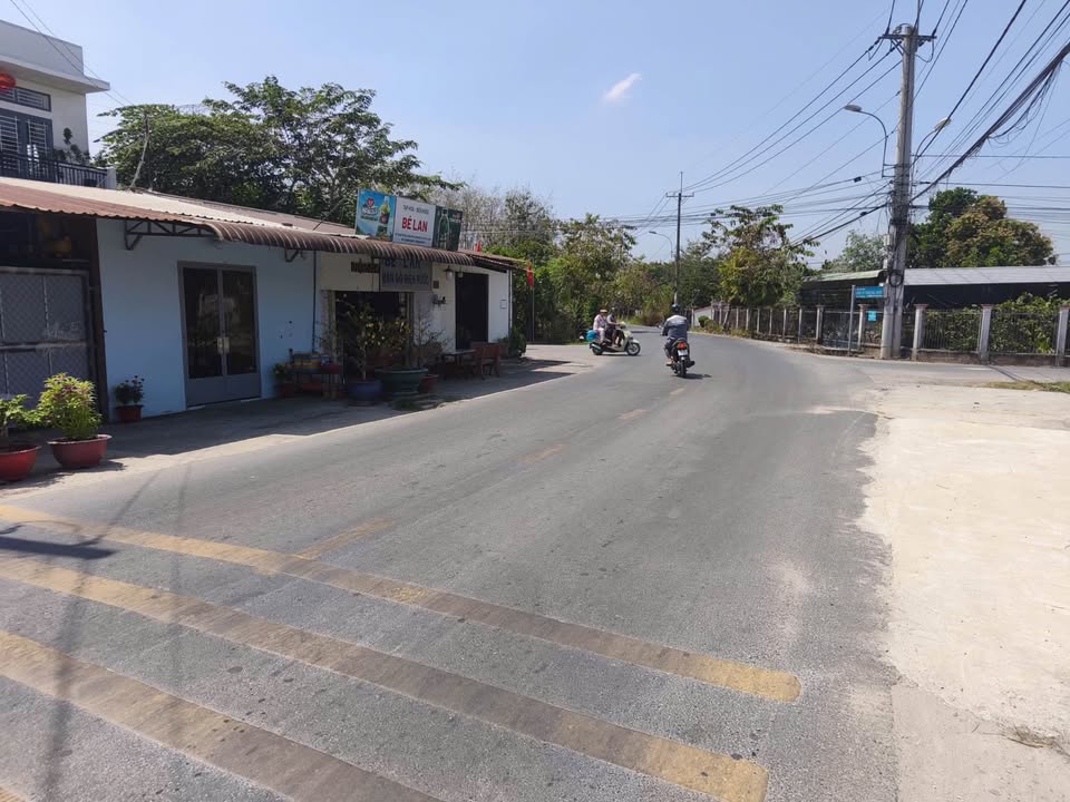 Đất nền Củ Chi 300m² - Xây dựng tự do, đường container!