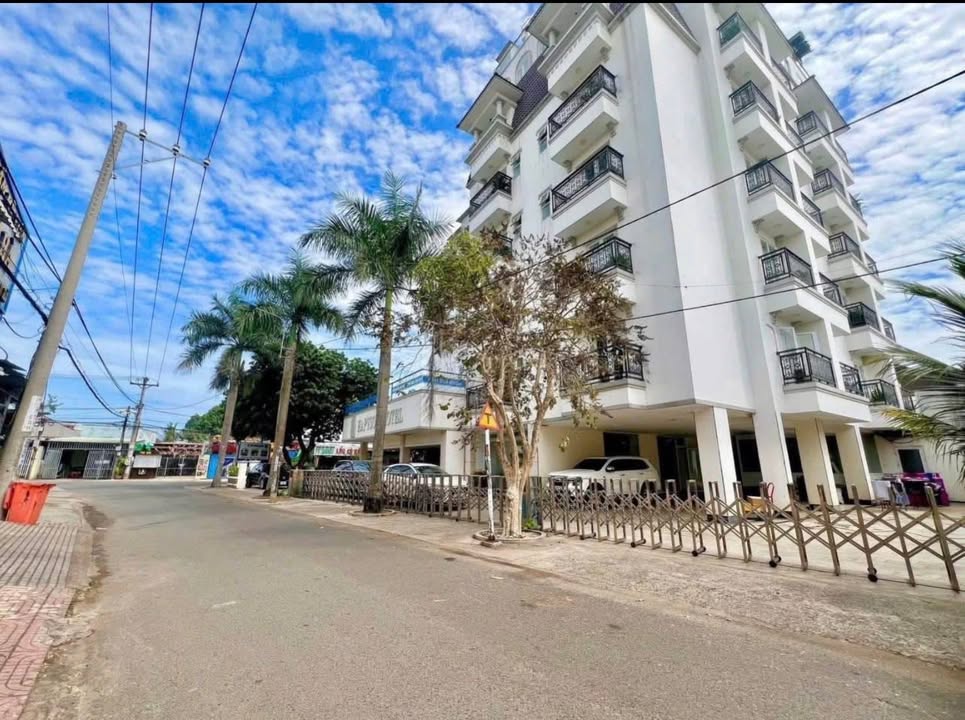 Bán Đất Mặt Tiền Nguyễn Chí Thanh, Long Khánh 90m² - Sổ Hồng Thổ Cư, Kinh Doanh Đắc Lợi