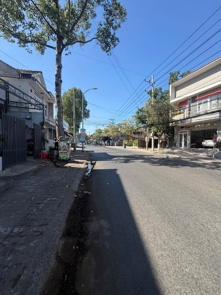 Đất nền Trần Hưng Đạo Tây Ninh 301m² - Sổ đỏ chính chủ!