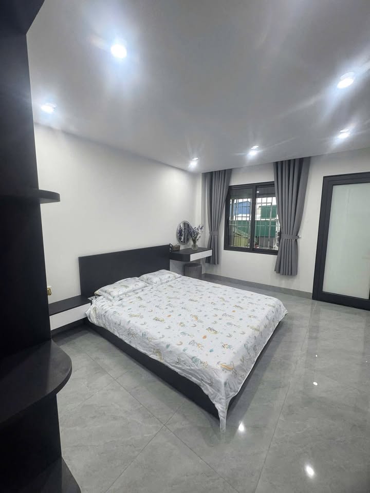 CHDV Ngõ 99 Trung Kính 5.7 triệu/tháng - Full nội thất cao cấp!