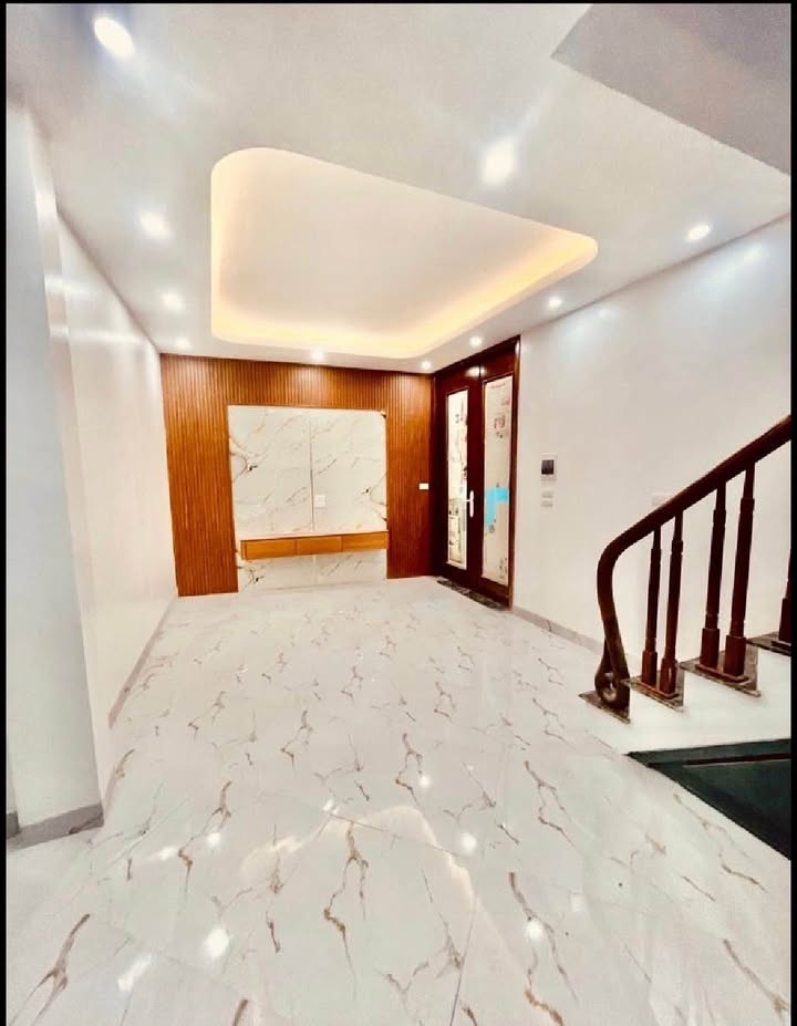 Nhà Phố Khương Trung 40m² 6 Tầng - 4PN Khép Kín - Sổ Đỏ Chính Chủ