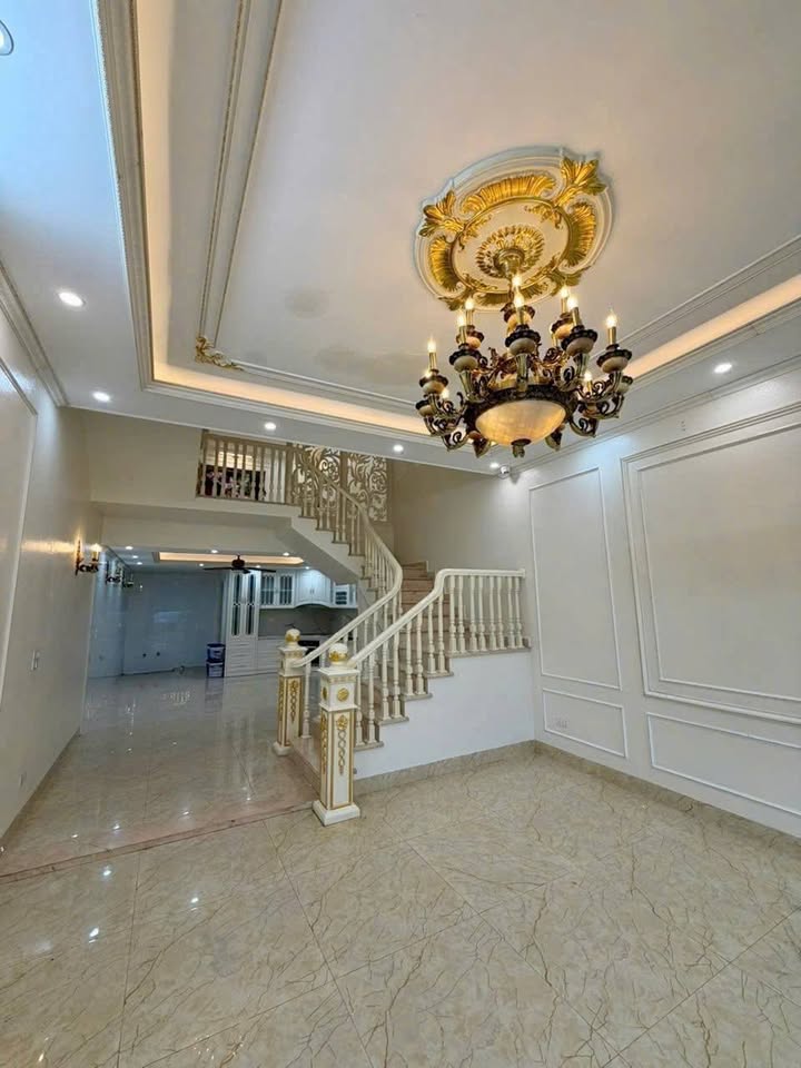 Nhà Phố Kinh Doanh Bà Triệu, TP Thanh Hóa 74m² - Mặt tiền kinh doanh đắc địa!