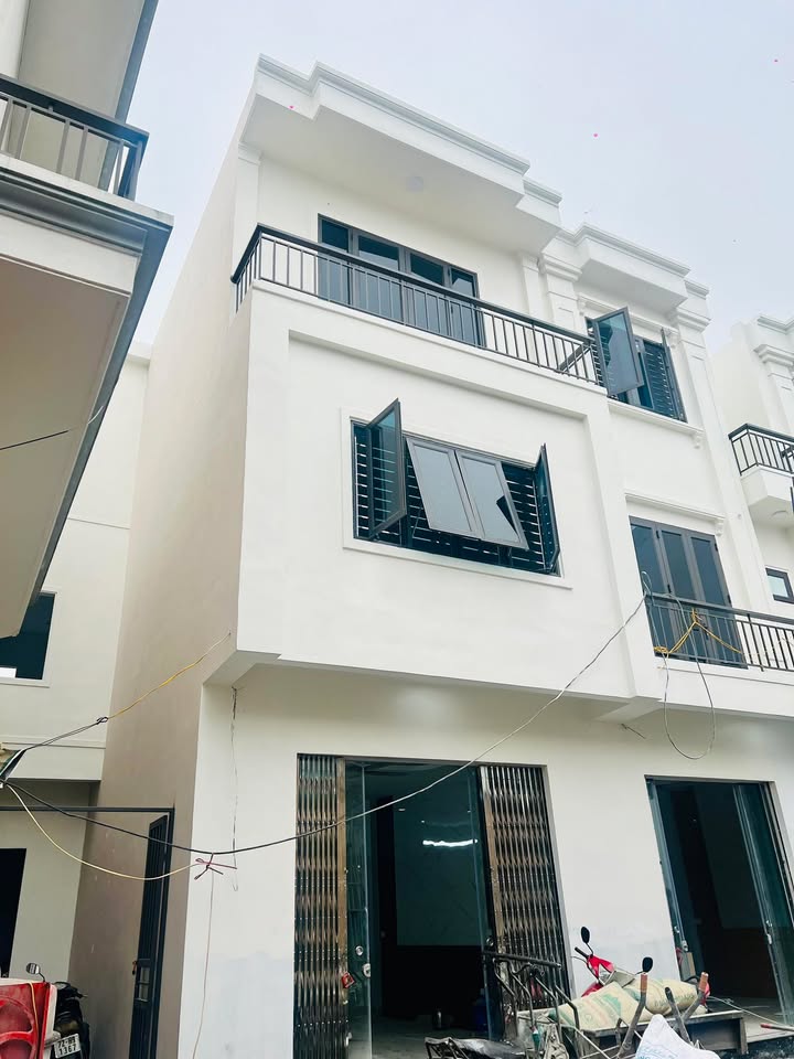 Nhà riêng Nam Định 45m² chỉ 2.2 tỷ - Chính chủ bán, lô góc cực đẹp!