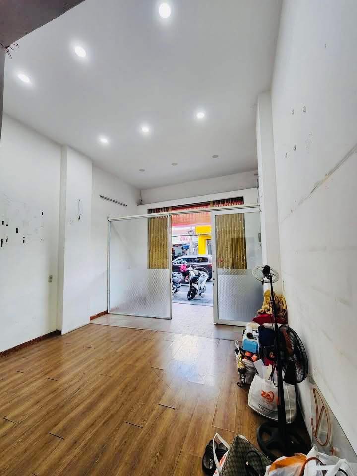 Nhà Phố Nguyễn Hoàng, Thanh Khê 73m² - Mặt tiền kinh doanh sầm uất!