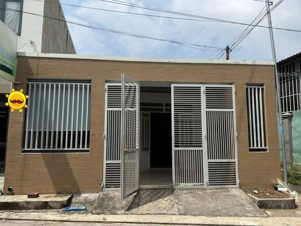 Nhà nguyên căn Bà Rịa 96m² giá 6 triệu - Ô tô vào tận nhà!