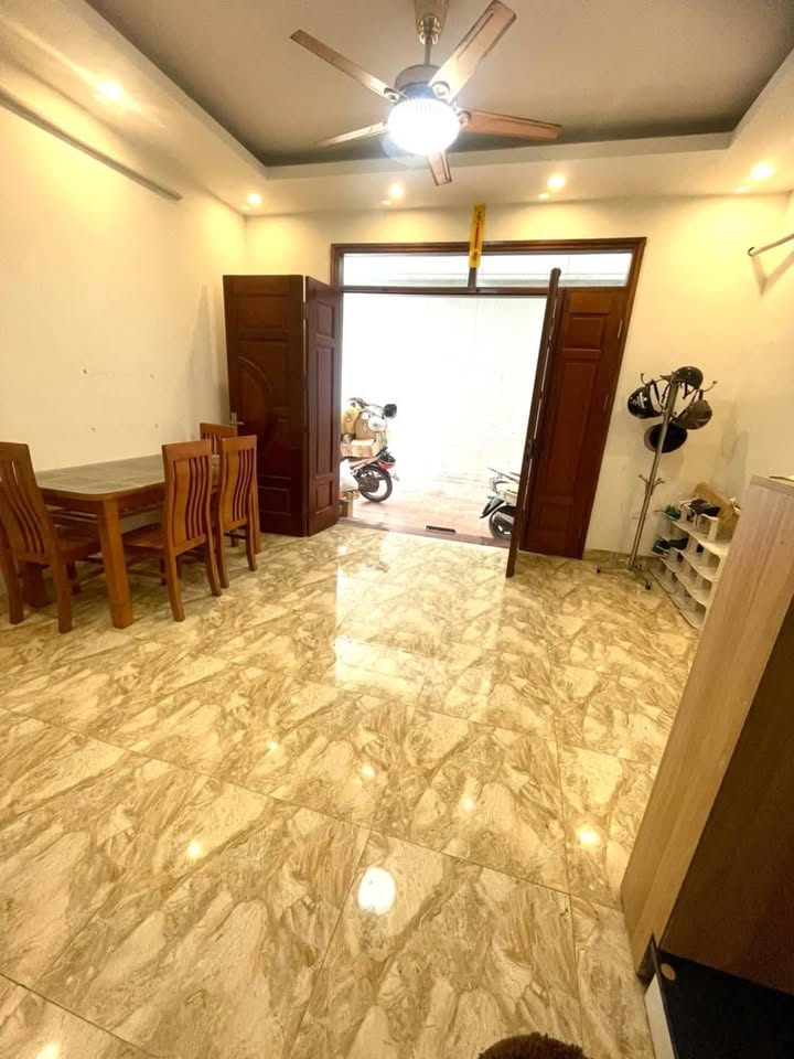 Cho thuê nhà nguyên căn 5 tầng, ngõ 27 Tây Mỗ, Nam Từ Liêm - Sẵn Sàng Ở Ngay