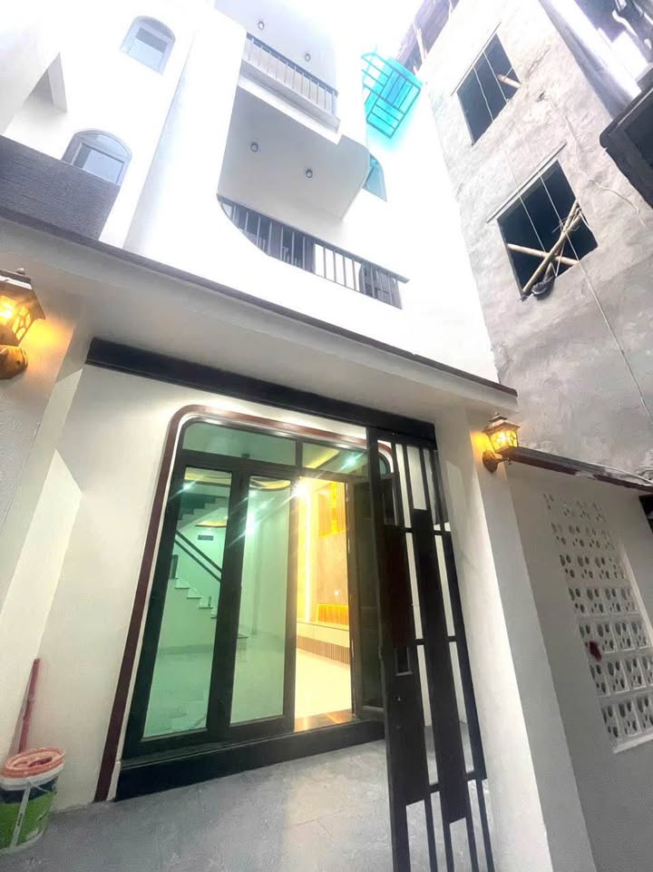 Nhà 3 Tầng Hùng Vương, Hải Hậu 47m² - Sổ Đỏ Sẵn Sàng