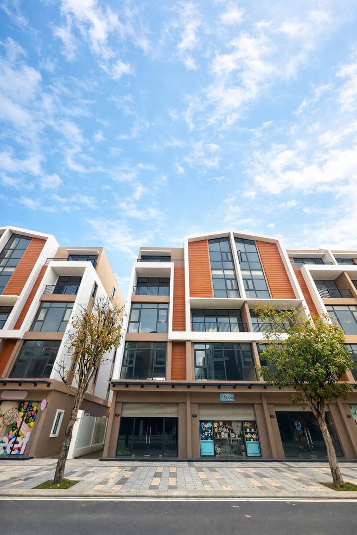 Shophouse Ánh Dương OCP3 100m² 14.3 tỷ - Mặt tiền kinh doanh đắc địa