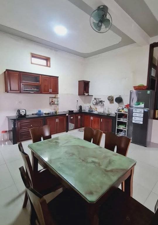 Nhà mặt tiền Phan Đình Phùng 250m² giá 13.5 tỷ - Vị trí đắc địa!