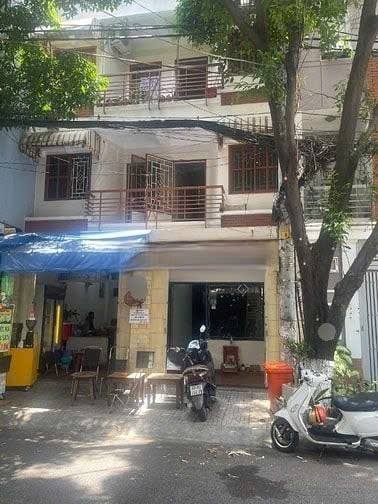 Nhà Mặt Tiền Ngô Bệ, Tân Bình - 3PN, 3 Lầu, Giá 17.5 Triệu/Tháng