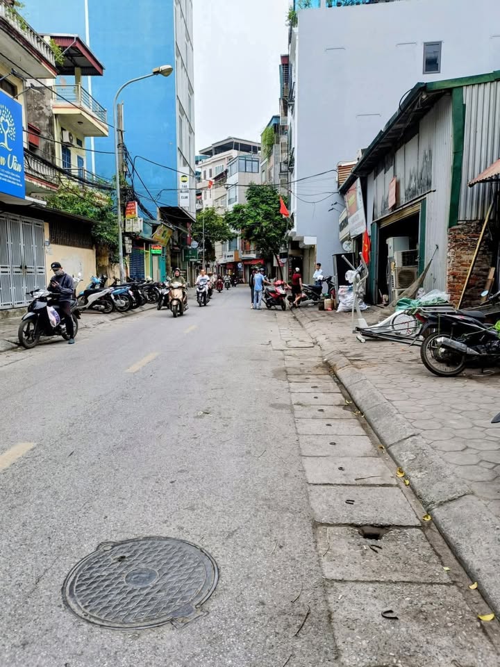 Nhà phố Chùa Quỳnh, Hai Bà Trưng 36m² - Vị trí đắc địa!